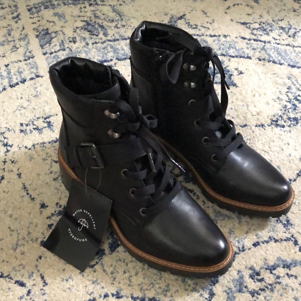 NWT Naturalizer Combat Boots